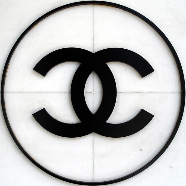 Chanel logo